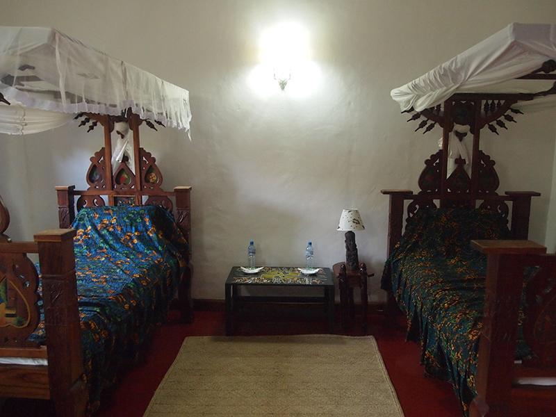 מטווארה The Old Boma Hotel מראה חיצוני תמונה